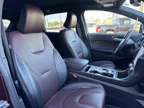 Used 2022 Ford Edge Titanium w/ Equipment Group 301A image 9