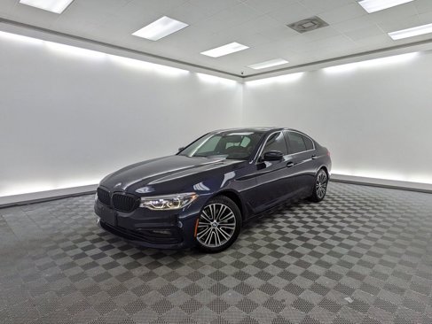 Used 2017 BMW 540i xDrive image 1
