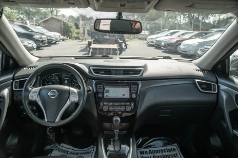 Used 2016 Nissan Rogue SL w/ SL Premium Package image 14