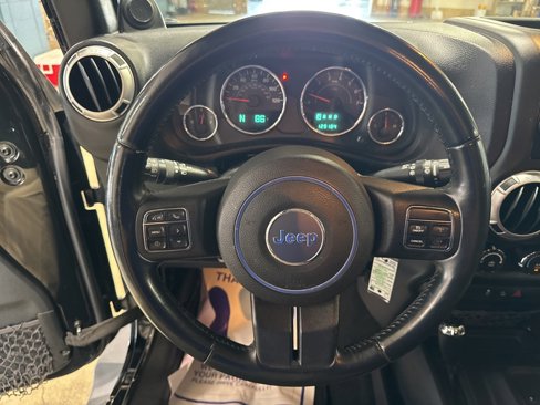 Used 2013 Jeep Wrangler Unlimited Sahara w/ Connectivity Group image 18