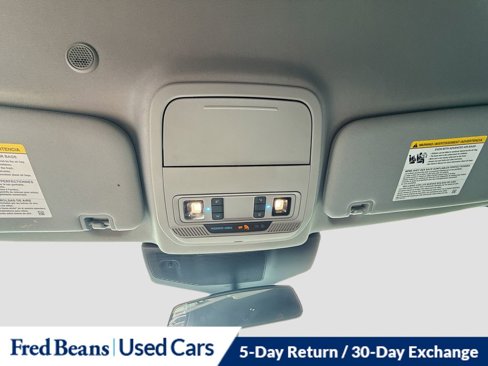 Used 2022 Ford Explorer XLT image 40