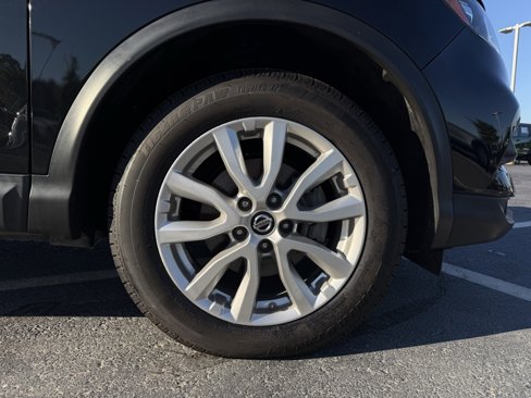 Used 2020 Nissan Rogue Sport SV image 33