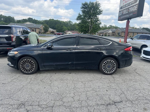 Used 2018 Ford Fusion Titanium image 10