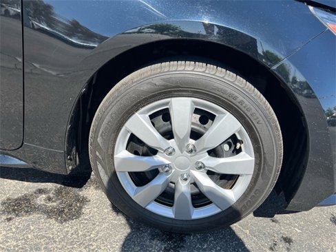 Certified 2023 Toyota Corolla LE image 25
