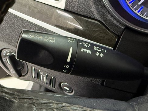 Used 2019 Chrysler 300 Limited image 13