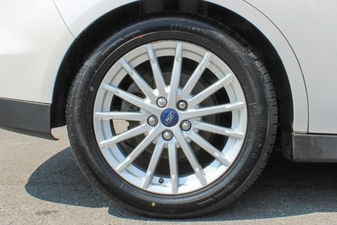 Used 2013 Ford C-MAX SEL image 42