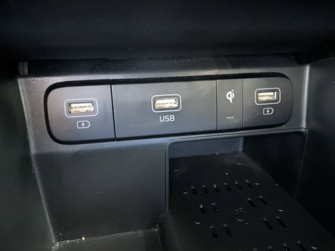 Used 2021 Kia Sorento EX image 26