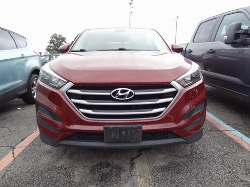 Used 2018 Hyundai Tucson SE image 2