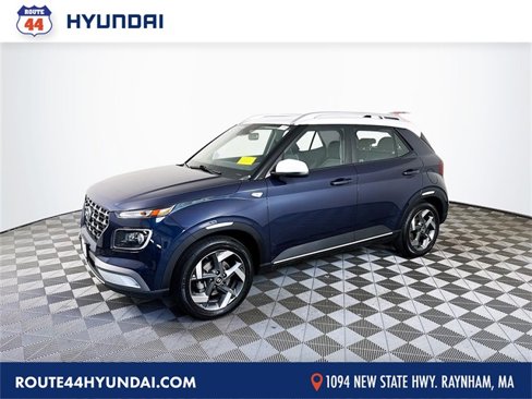 Used 2022 Hyundai Venue Limited image 1