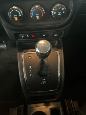 Used 2016 Jeep Patriot Sport w/ Power Value Group image 17