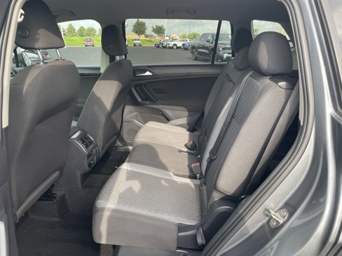 Used 2019 Volkswagen Tiguan S image 22