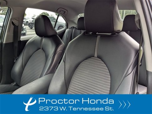 Used 2023 Toyota Camry SE image 23