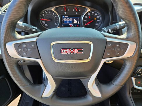 Used 2022 GMC Terrain SLE w/ LPO, Cargo Package image 20