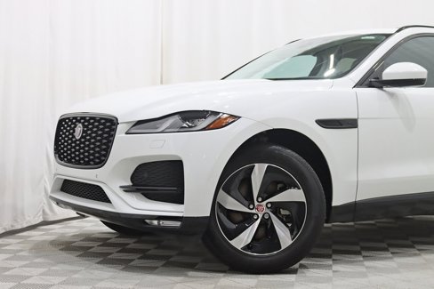 Used 2022 Jaguar F-PACE S image 2