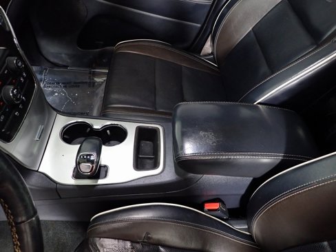 Used 2014 Jeep Grand Cherokee Overland image 29