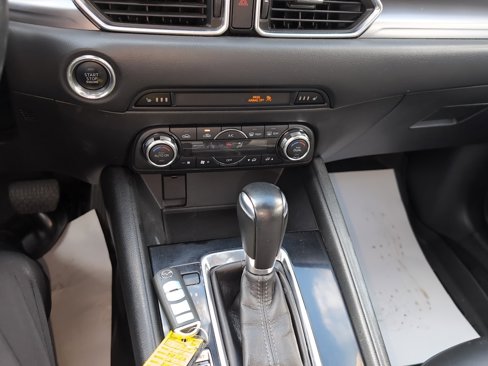 Used 2018 MAZDA CX-5 Touring w/ Preferred Equipment Package image 18