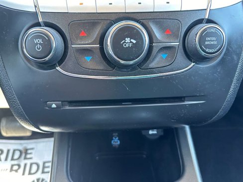 Used 2020 Dodge Journey SE image 21