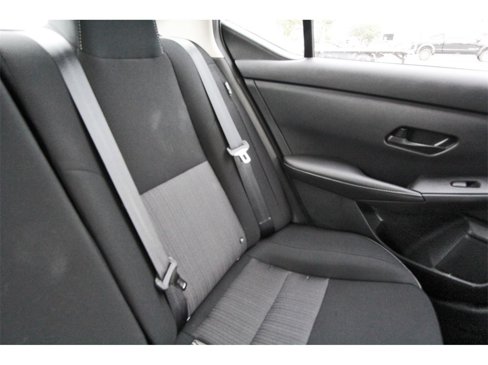 Used 2024 Nissan Sentra SV image 12