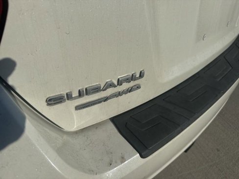 Used 2017 Subaru Crosstrek 2.0i Premium image 4