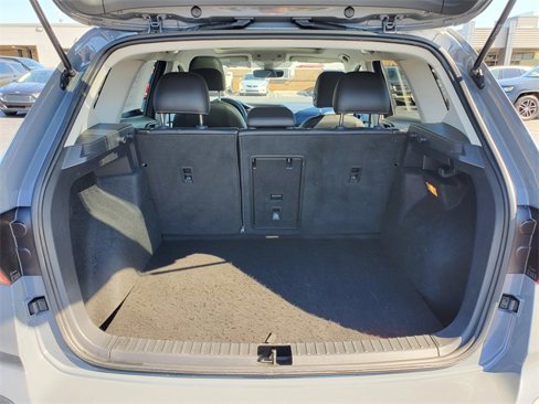 Used 2023 Volkswagen Taos SE image 28