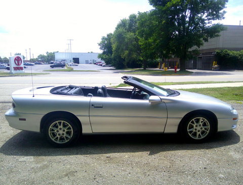 Used 2002 Chevrolet Camaro LT image 11