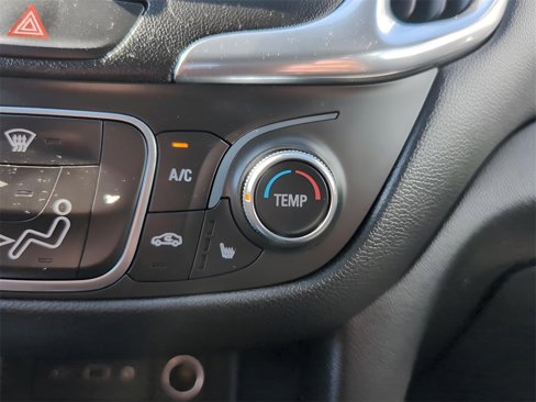 Used 2020 Chevrolet Equinox LT image 20