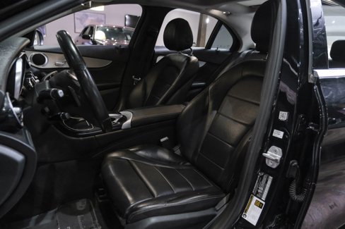 Used 2015 Mercedes-Benz C 300 Sedan image 4