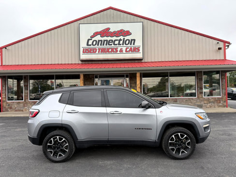 Used 2020 Jeep Compass Trailhawk image 3