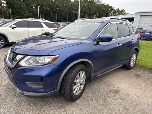 Used 2018 Nissan Rogue SV image 4