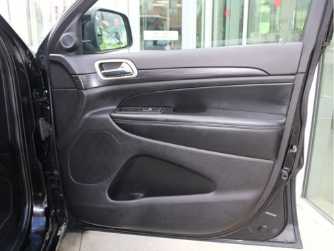 Certified 2020 Jeep Grand Cherokee Altitude image 30