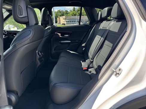 New 2025 Mercedes-Benz GLC 300 4MATIC image 11
