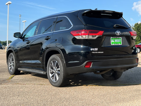 Used 2017 Toyota Highlander XLE image 5
