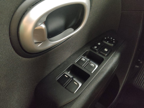 Used 2019 Kia Soul + image 27