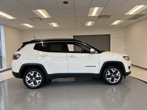 Used 2020 Jeep Compass Limited image 43