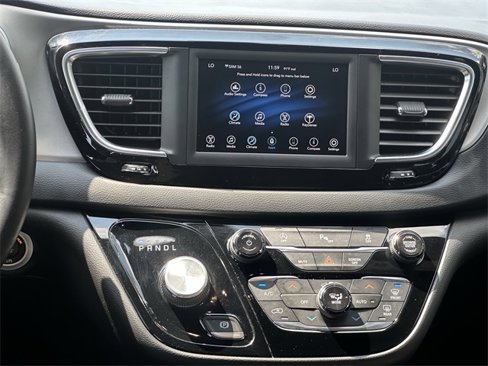 Used 2019 Chrysler Pacifica Touring Plus w/ S Appearance Package image 15