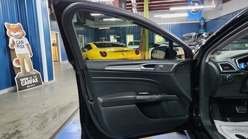 Used 2016 Ford Fusion Titanium image 6