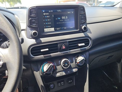 Used 2020 Hyundai Kona SE image 14
