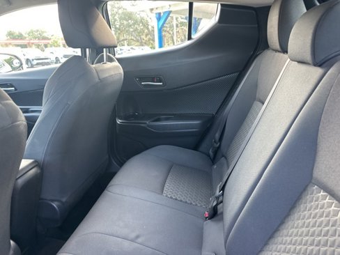 Used 2021 Toyota C-HR LE image 31