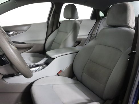 Used 2020 Chevrolet Malibu LT image 25