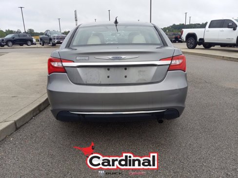 Used 2011 Chrysler 200 Touring image 8