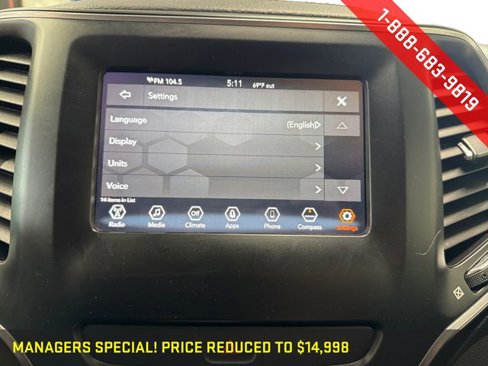 Used 2019 Jeep Cherokee Latitude w/ Popular Appearance Group image 11