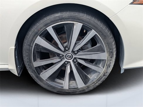 Used 2020 Nissan Altima 2.5 SR image 11