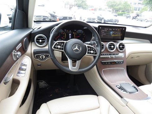 Certified 2022 Mercedes-Benz GLC 300 4MATIC image 10