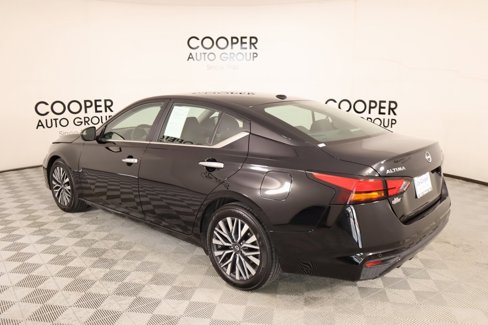 Used 2024 Nissan Altima 2.5 SV image 21
