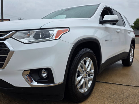 Used 2021 Chevrolet Traverse LT w/ LPO, Cargo Package image 29