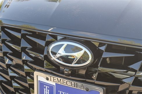 Certified 2022 Hyundai Sonata Limited w/ Preferred Accessory Package image 12