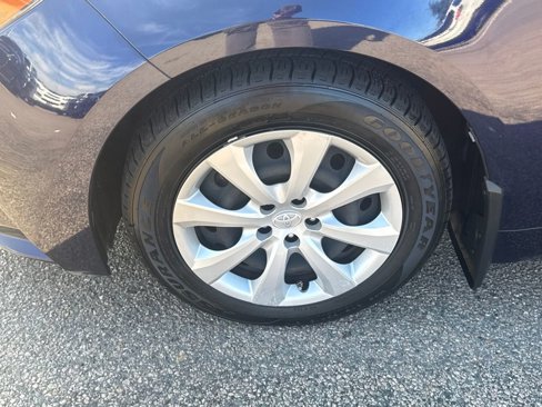 Used 2022 Toyota Corolla LE image 35