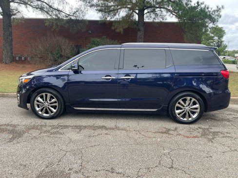 Used 2018 Kia Sedona SX Limited image 2