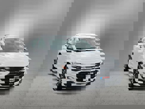 Used 2024 Chevrolet Malibu RS image 2