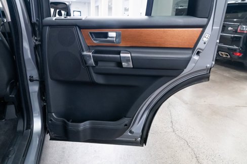 Used 2011 Land Rover LR4 HSE image 23